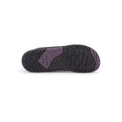 Daylite Hiker Fusion Barfußschuhe für Damen in Mulberry aus der Perspektive von unten, optimal für Wanderungen und Outdoor-Aktivitäten. Erhältlich in unserem Onlineshop für Barfußschuhe.