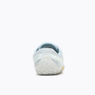 Barfußschuhe Merrell Vapor Glove 6 in Highrise für Damen, Rückansicht, erhältlich in unserem Onlineshop für Barfußschuhe. Flexibles Design für ein barfußähnliches Laufgefühl und optimalen Halt bei jeder Bewegung.