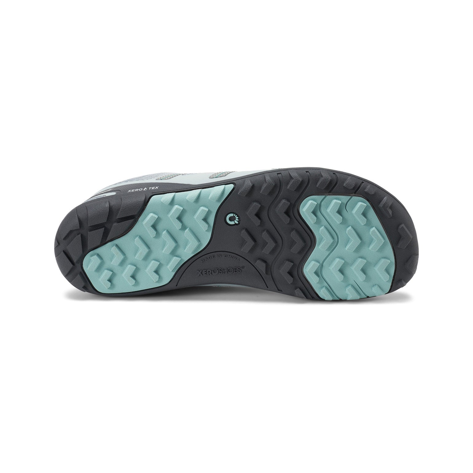 Sohlenansicht der Xero Shoes Mesa Trail WP Damen Barfußschuhe in mist, wasserdichte Wanderschuhe im Onlineshop für Barfußschuhe