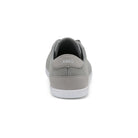 Xero Shoes Dillon Barfußschuhe für Herren in Alloy aus der Rückansicht, bequem und perfekt für den Alltag. Erhältlich in unserem Onlineshop für Barfußschuhe.