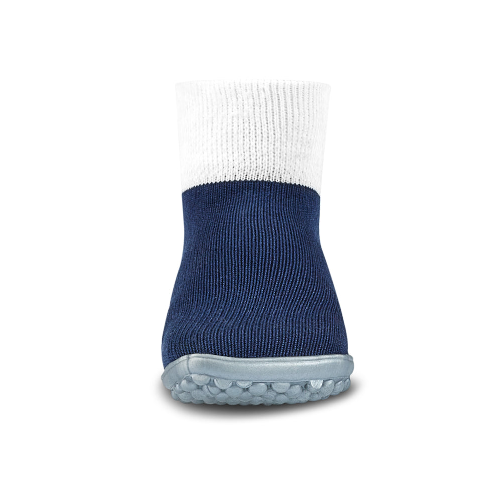 Leguanito Barfußschuhe für Kinder von Leguano in Blau – Sockenschuhe, Frontansicht, erhältlich im barfusswelteb.com Barfußschuhe Onlineshop