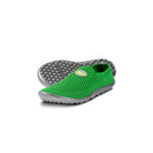 Leguanito Scio Green Kinder Barfußschuhe Slipper – Diese flexiblen Slipper für Kinder in den Größen 23 bis 28 bieten hohen Tragekomfort und sind perfekt für das aktive Spielen. Erhältlich bei barfusswelteb.com.