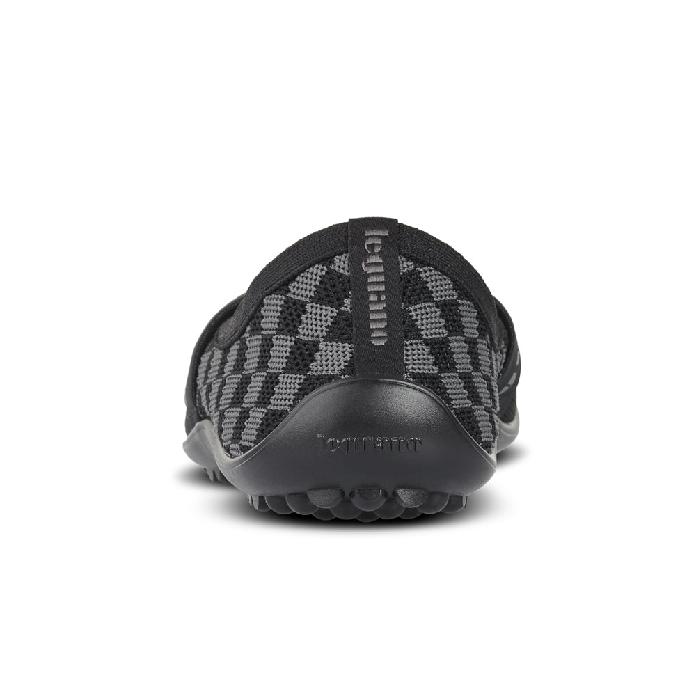Leguano Chess Barfußschuhe in Pepper, Rückansicht, die das ansprechende Design und die Funktionalität der Schuhe hervorhebt. Jetzt im Onlineshop für Barfußschuhe erhältlich.