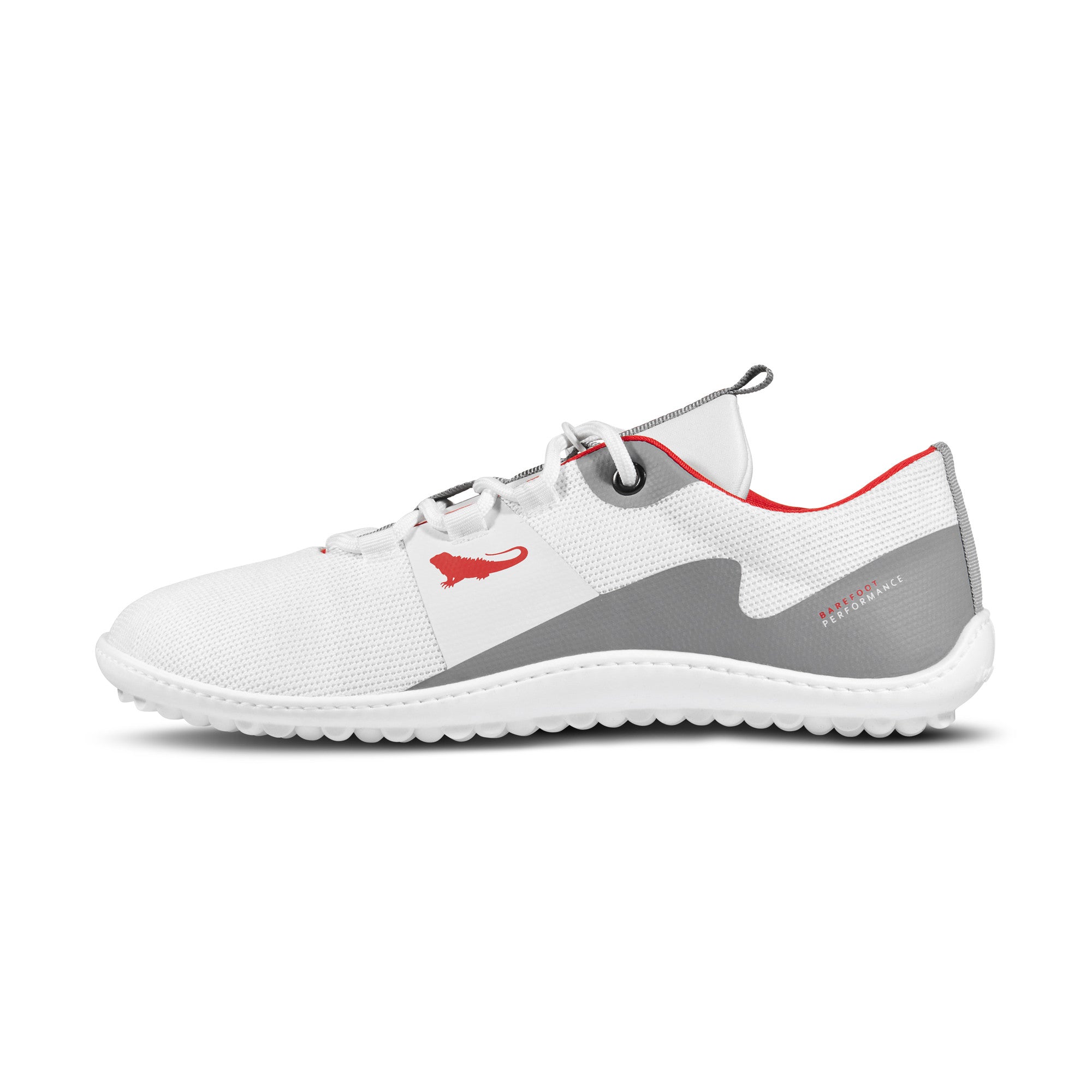 Barfußschuhe Leguano Spinwyn in Weiß, linke Ansicht, leichte und flexible Sportschuhe für natürliche Bewegung im Onlineshop für Barfußschuhe entdecken.